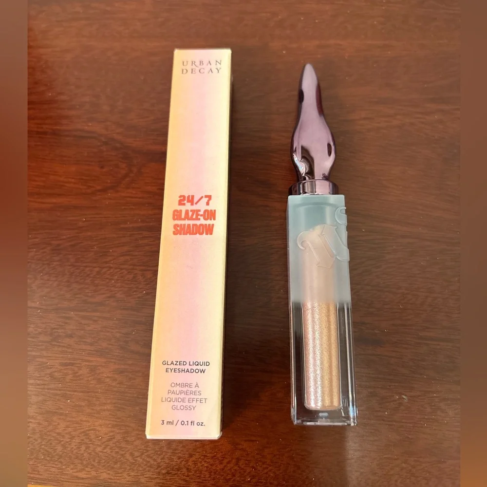 Urban Decay achieve glazed
